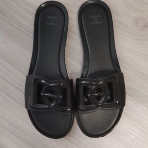Black Sandals Size 9